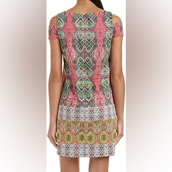 Maggy London Paisley Medallion Cold-Shoulder Sheath Dress- Size 4 - Picture 6 of 6